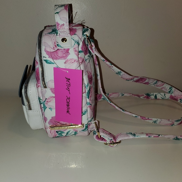 Betsey Johnson  mini back pack NWT - Picture 2 of 4